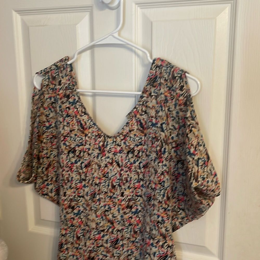 BCBGeneration Mini Dress Multicolored open back pockets size 6 EUC